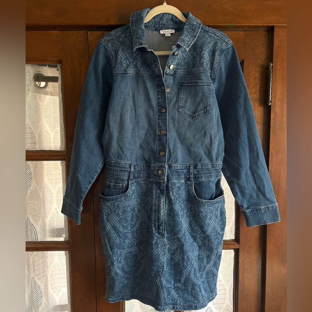 Venus Lace Print Denim Mini Dress - Picture 5 of 11